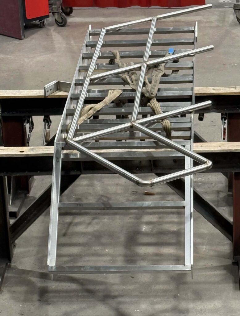 Edelstahltreppe, Bild 7
