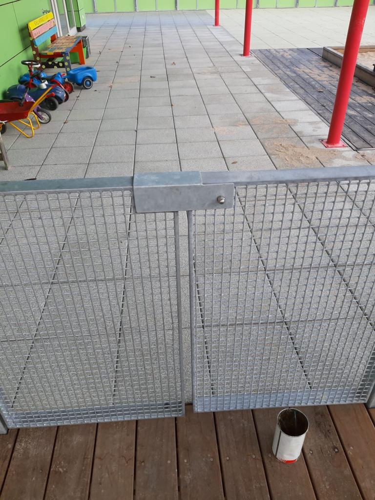 Sicherungstür, KiTa, Ispringen, Bild 2